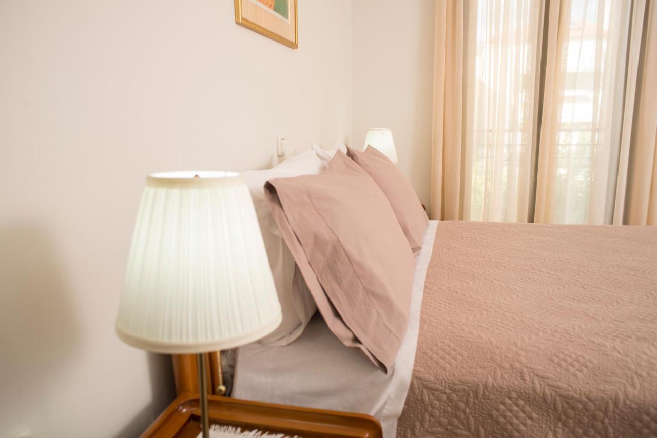 Maisonette With Garden In The Heart Of The Historical Kalamata Center Exterior photo